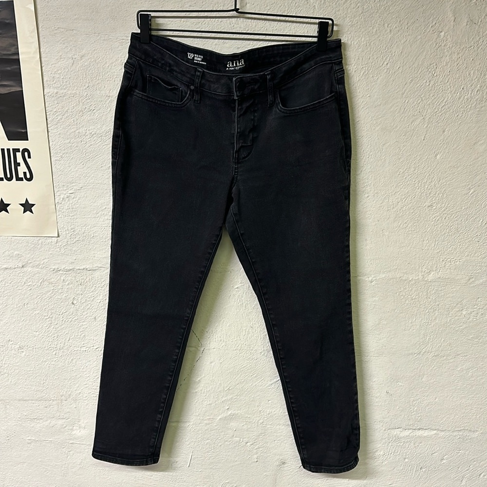 A.N.A Mid Rise Skinny Jean Size: 12P